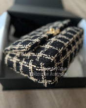 Load image into Gallery viewer, CHANEL 19 TWEED FLAP