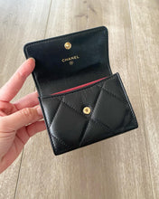 Load image into Gallery viewer, CHANEL 19 MONALISA XL CARD HOLDER