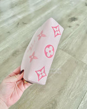 Load image into Gallery viewer, LOUIS VUITTON BY THE POOL COSMETIC CASE POUCH