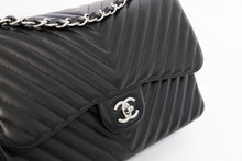 Load image into Gallery viewer, CHANEL CLASSIC DOUBLE FLAP