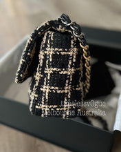 Load image into Gallery viewer, CHANEL 19 TWEED FLAP