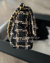 Load image into Gallery viewer, CHANEL 19 TWEED FLAP